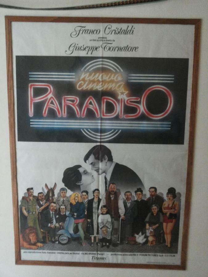 Casa Cinema Paradiso Чефалу Екстериор снимка